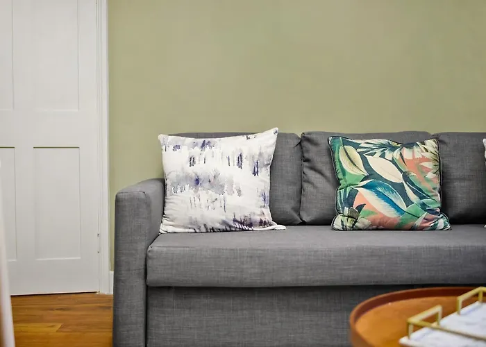 Hyde Park 2 Bedroom Apartment